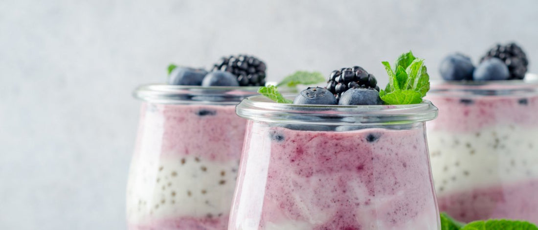 Budino di chia e frutti di bosco