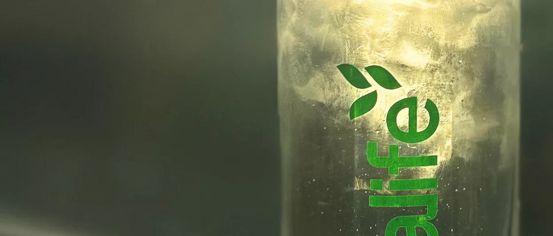 Perché bere acqua è importante per il benessere